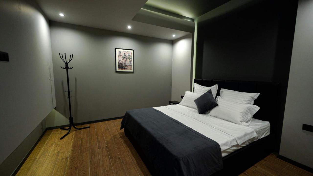 Hotel Elion 耶烈万 外观 照片