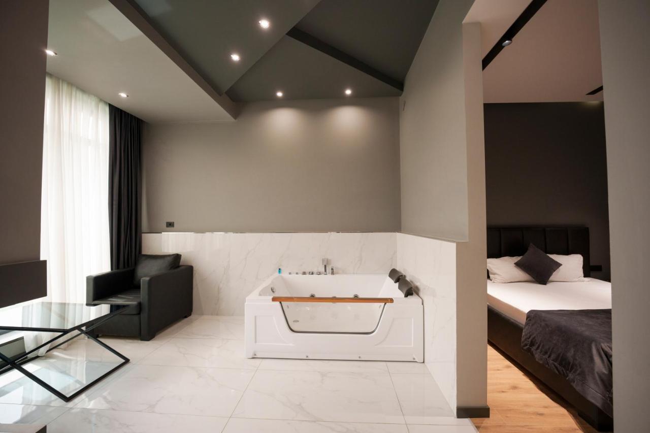 Hotel Elion 耶烈万 外观 照片